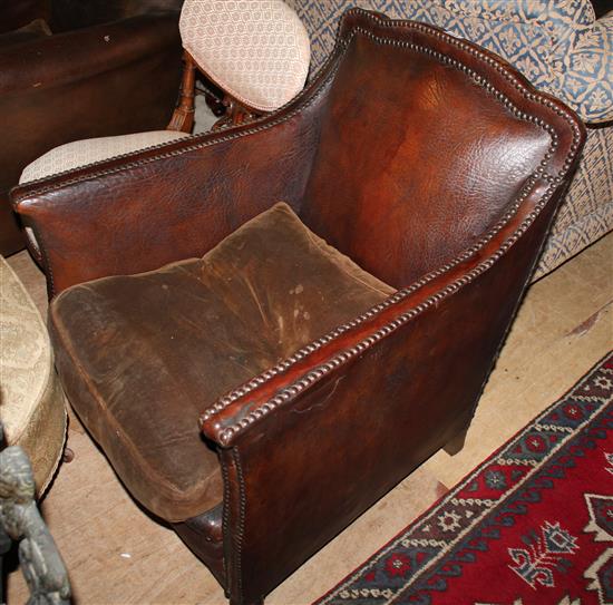 1920s French leather club armchair